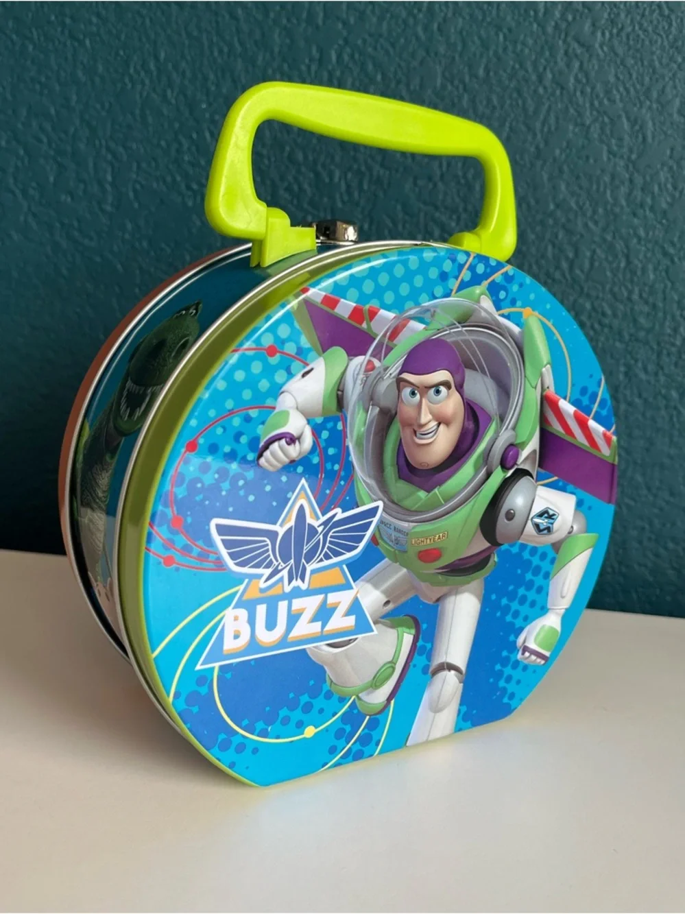 Disney Pixar Toy Story 5 Woody Round Tin Box Toothbrush Set Buzz Lightyear Rex